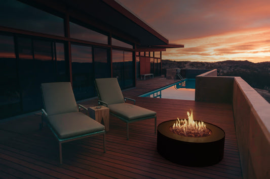 Planika Galio Star Black – Rund utendørs gasspeis i sort stål