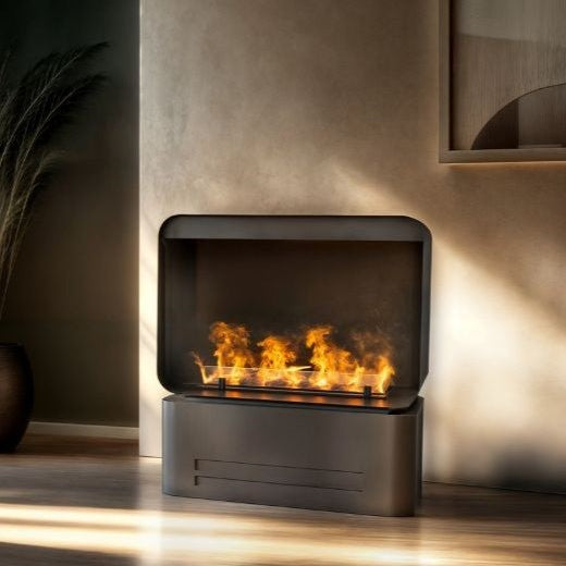 Planika AI – Frittstående vanndamppeis med Cool Flame-innsats